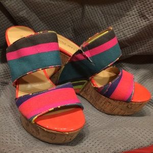 EUC Nine West Larysa Wedge Sandals
